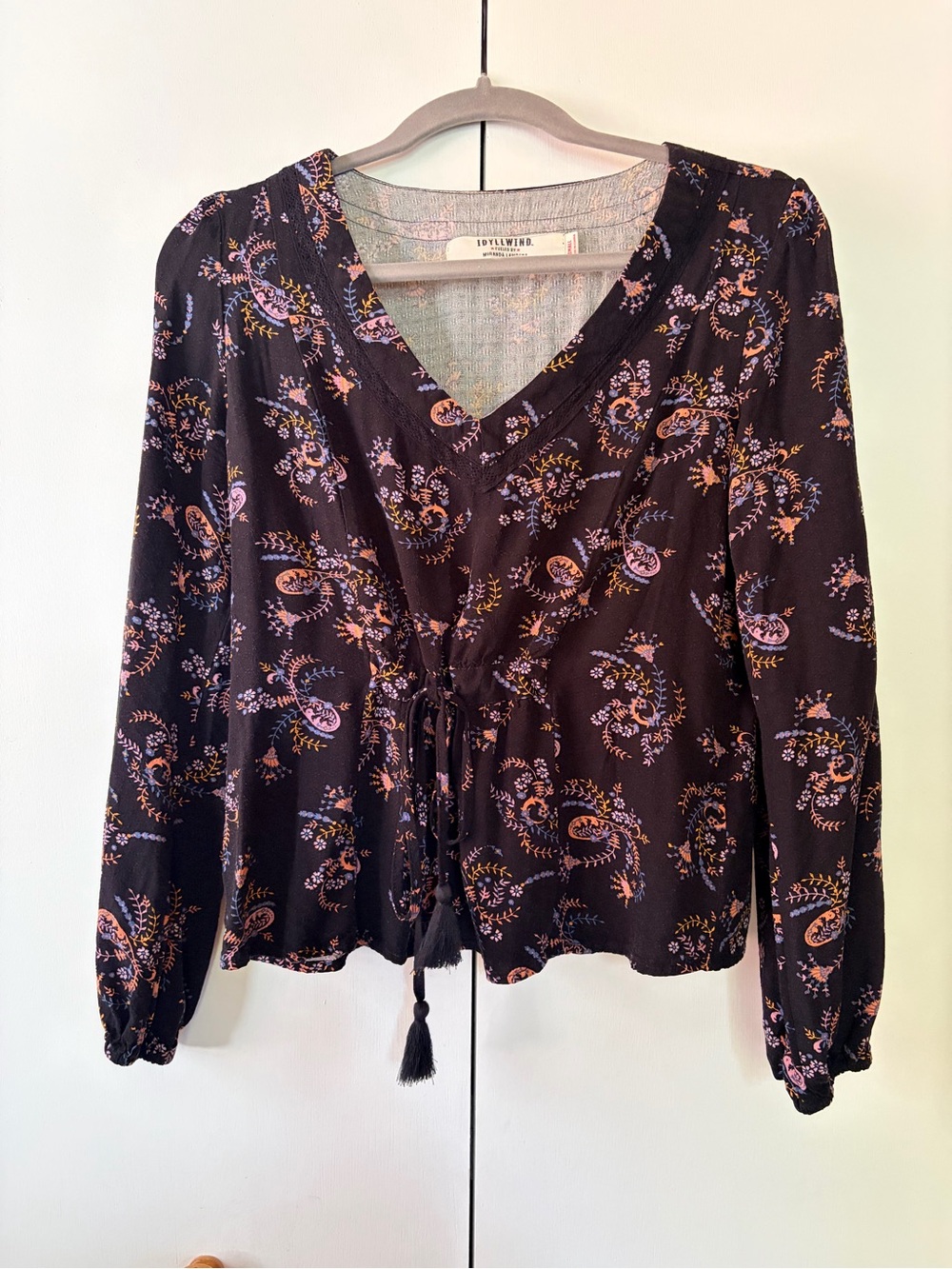 Idyllwind Black Paisley Tie-Front V-Neck Blouse with Pink and Tan Accents
